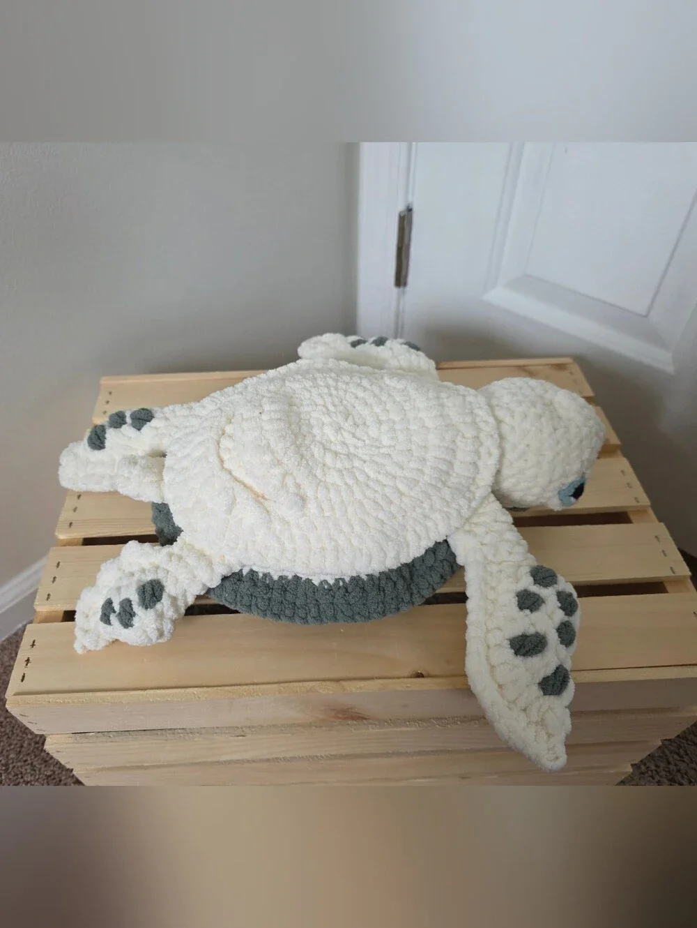 Plush Crochet Turtle Pet Toy - White and Gray